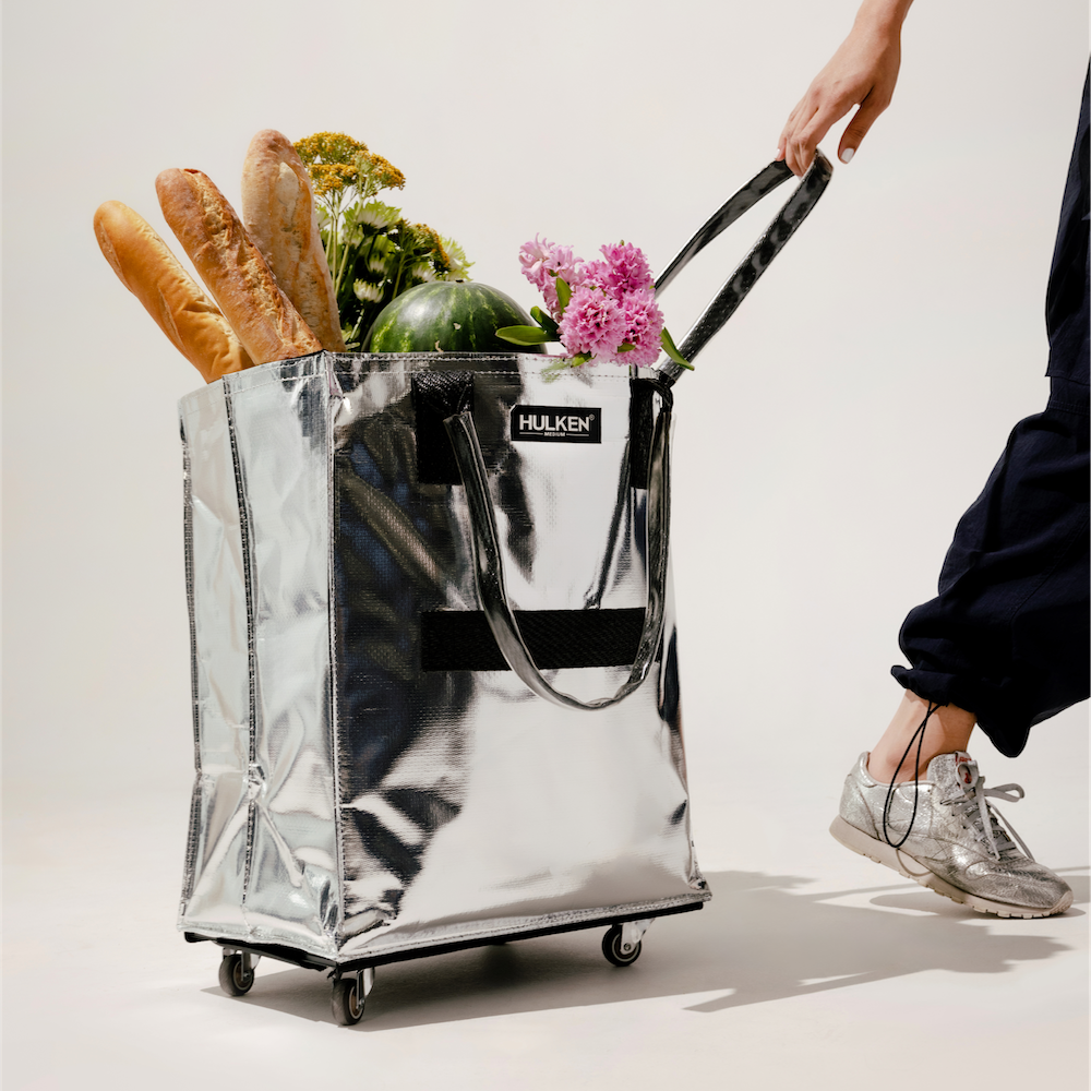 Life Lessons You Can Learn from What’s in Someone Else’s Tote Bag