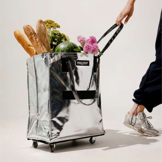 Life Lessons You Can Learn from What’s in Someone Else’s Tote Bag