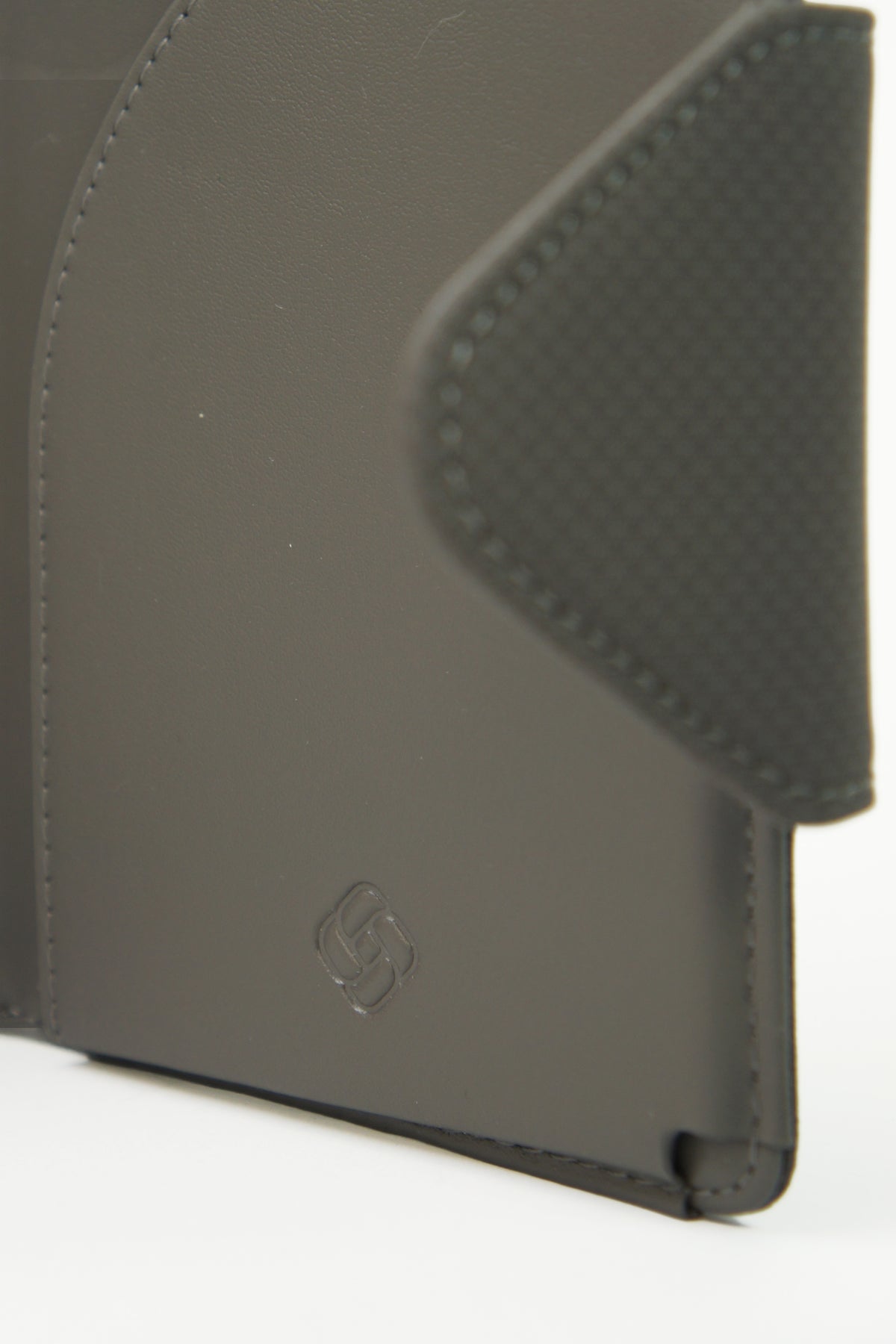 ARYIA｜Travel Wallet