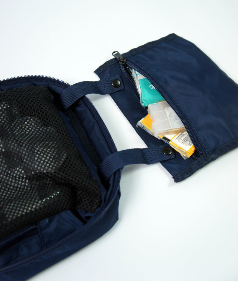 STAYA｜Hanging Toiletry Bag